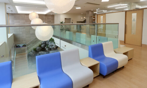 ファミリー総合動物病院　待合室3